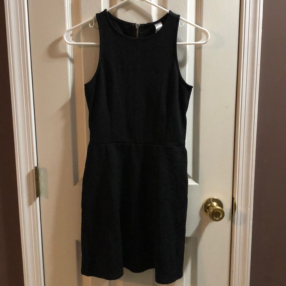 🆕 H&M little black dress